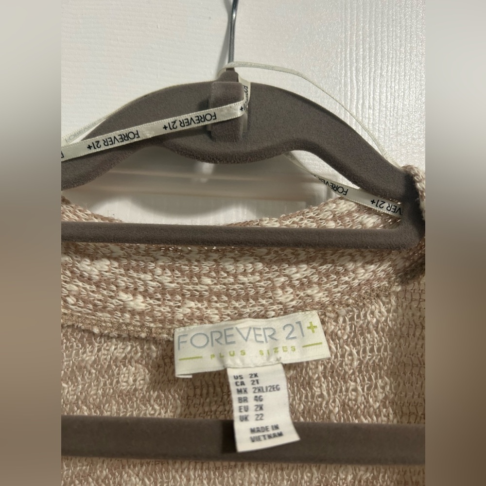 3 Cardigans - image 7